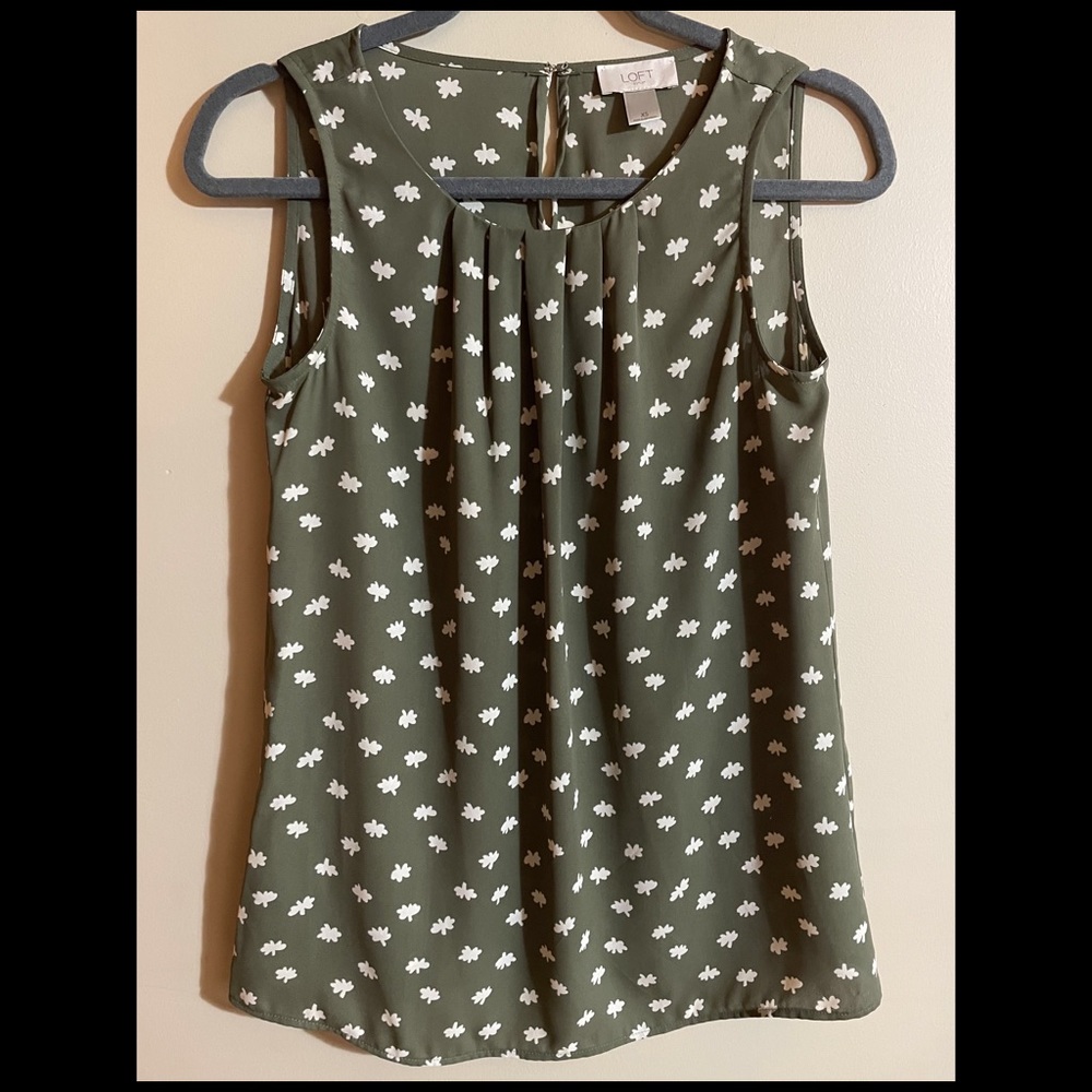 LOFT Olive and Cream Pattern Sleeveless Blouse - Size XSmall